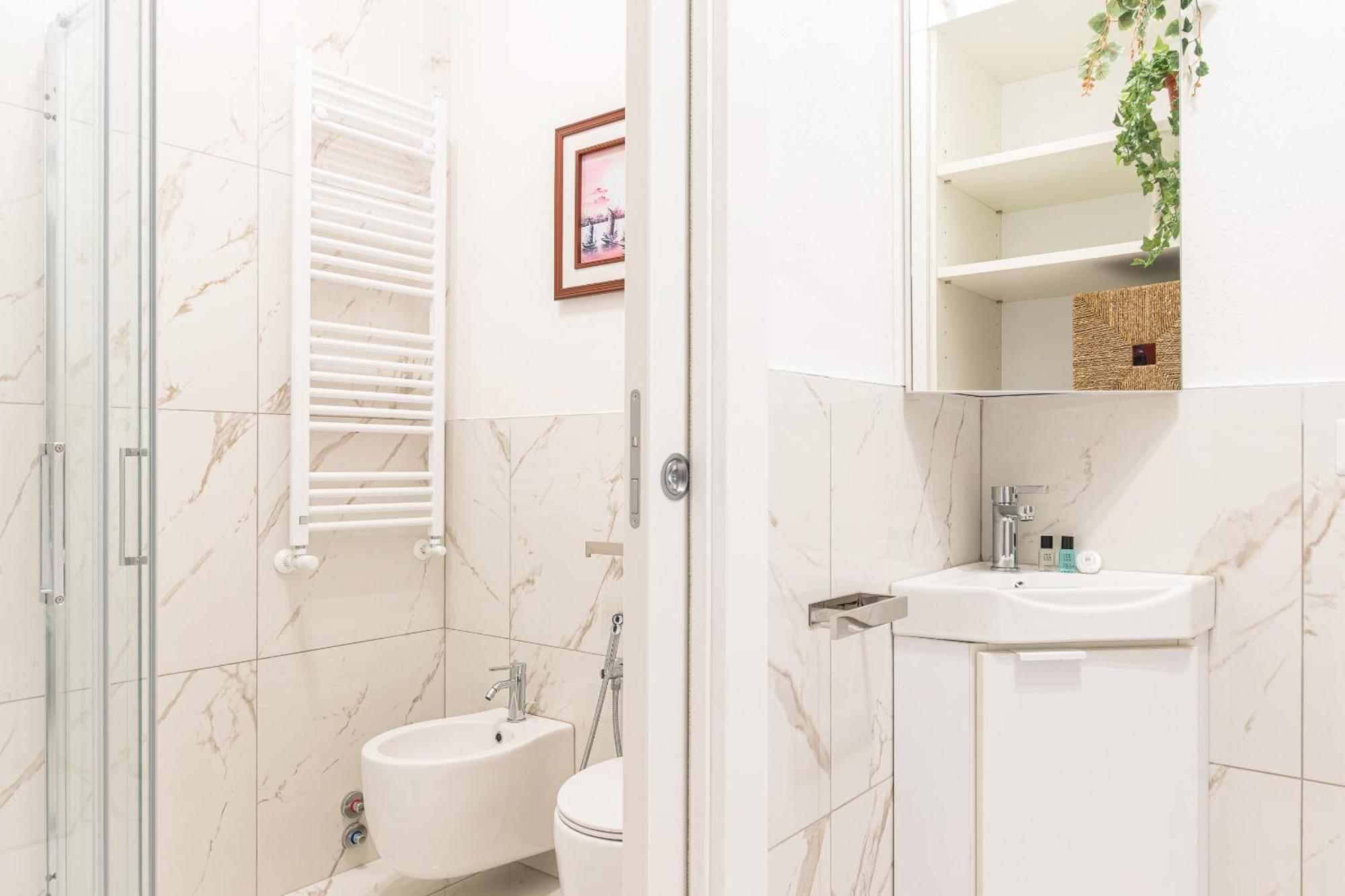 Appartement Design - Tricolore, Macedonio Melloni