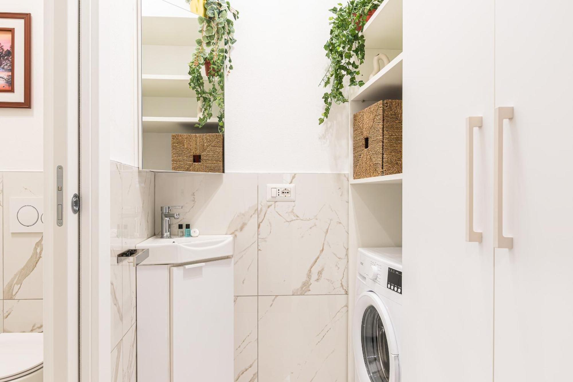 Apartment Design - Tricolore, Macedonio Melloni